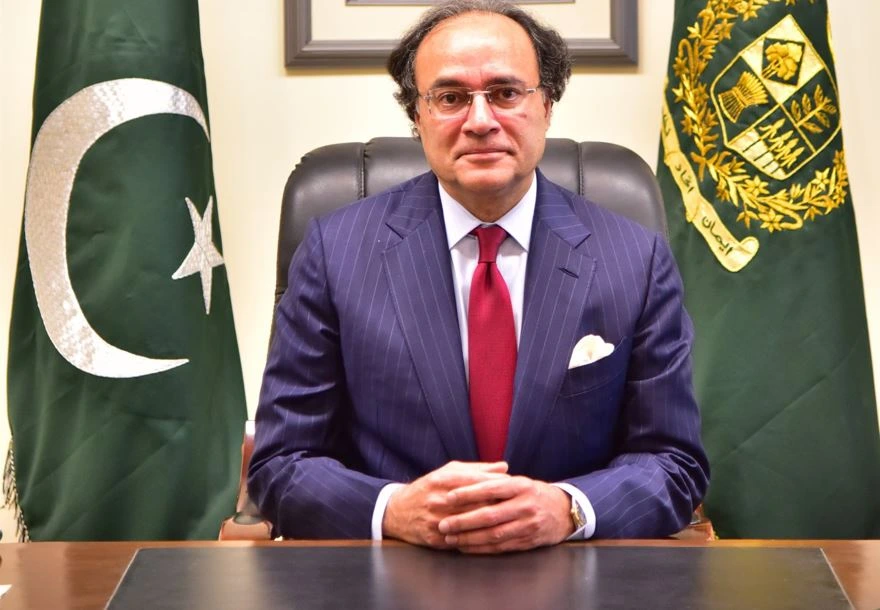 Pakistan’s Federal Minister for Finance and Revenue